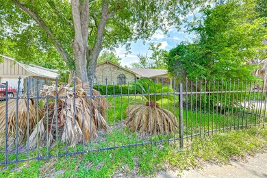 1519 W Gulf Bank Rd, Houston, TX 77088 - photo 5