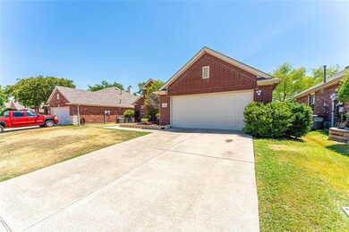 908 Rockton Dr, Wylie, TX 75098 - photo 2