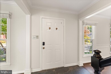 2082 Cobblestone Ln, Reston, VA 20191 - photo 6