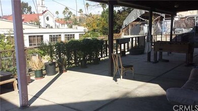 BOTTOM DECK
