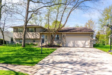 2691 Montcalm Rd, Columbus, OH 43221 - photo 4