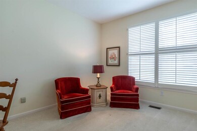 1087 S Fieldcrest Ct, Bloomington, IN 47401 - photo 5