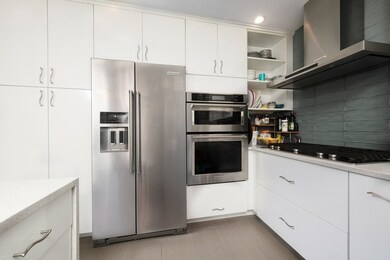 Thomas Graves Landing unit PH5, Cambridge, MA 02141 - photo 3