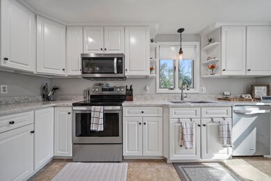 30 Central St, East Hampstead, NH 03826 - photo 5