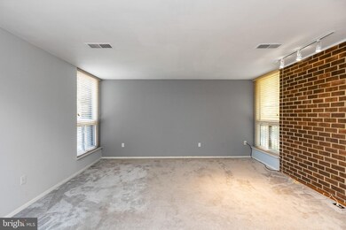 2105 Walsh View Terrace unit 201, Silver Spring, MD 20902 - photo 3