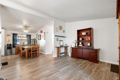 225 Magnolia Ave, Santa Rosa, CA 95407 - photo 6