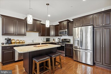 2014 Pleasant Valley Dr, Lansdale, PA 19446 - photo 2