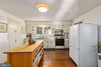 2330 Crums Church Rd, Berryville, VA 22611 - photo 6