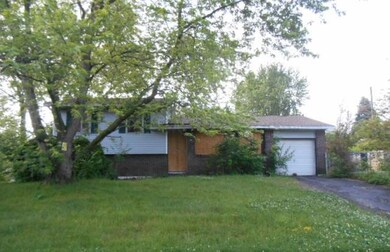 3430 Tremaine Rd, Columbus, OH 43232 - photo 4