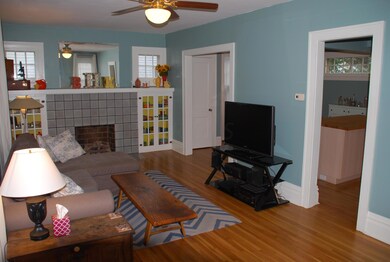 Family Room-DSC_0082