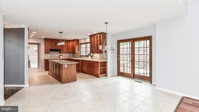 12628 Plow Ct, Fairfax, VA 22030 - photo 7