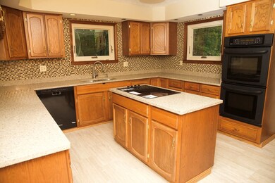 237 Songbird Ln, Waverly, OH 45690 - photo 5