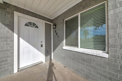 581 N Washington St-5