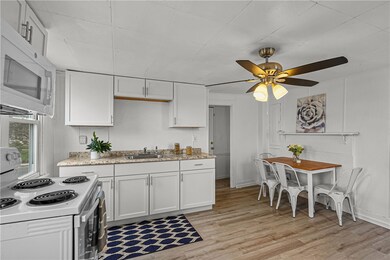 539 Child St, Warren, RI 02885 - photo 6