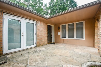 14027 Queensbury Ln, Houston, TX 77079 - photo 5