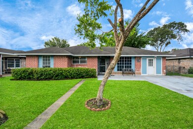 1507 Rainy River Dr, Houston, TX 77088 - photo 5