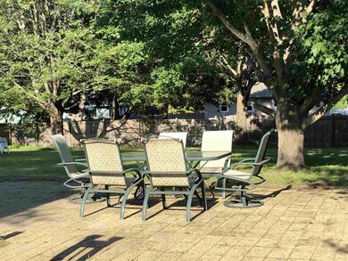 8 Hutch Rd, Salem, NH 03079 - photo 4