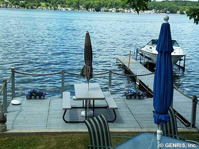 Waterfront/Dock/Pier