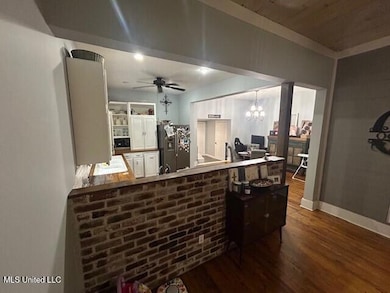 1061 3rd St, Wesson, MS 39191 - photo 3