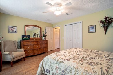 17418 SE 72nd Deer Run Ave, The Villages, FL 32162 - photo 6