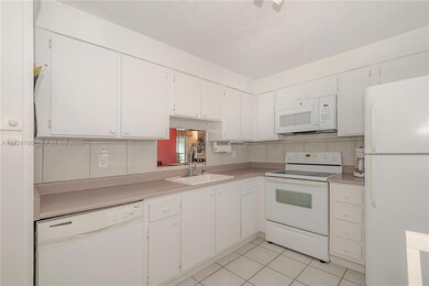 401 SE 3rd St unit 507, Dania, FL 33004 - photo 7