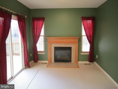9070 Two Bays Rd, Lorton, VA 22079 - photo 3
