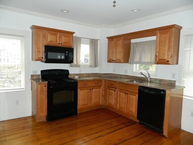 284 Washington St unit 2, Marblehead, MA 01945 - photo 5