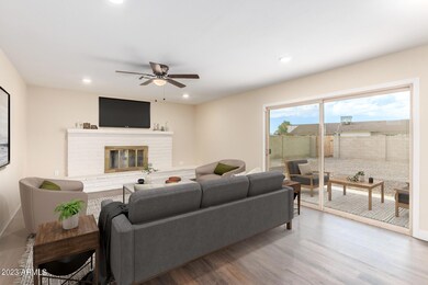 6_Family Room