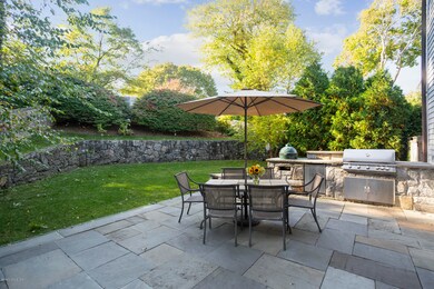 40 Riverside Ln, Riverside, CT 06878 - photo 6