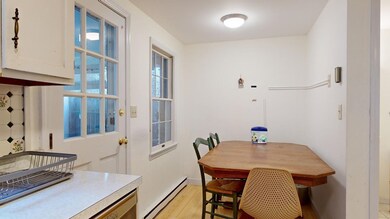 69 Joy Dr unit D6, South Burlington, VT 05403 - photo 6