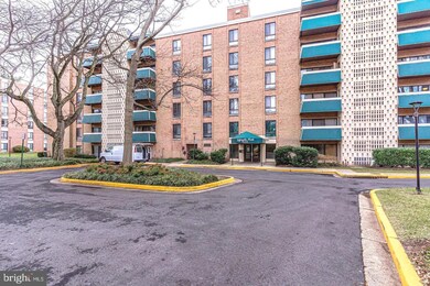 6145 Leesburg Pike unit 408, Falls Church, VA 22041 - photo 2