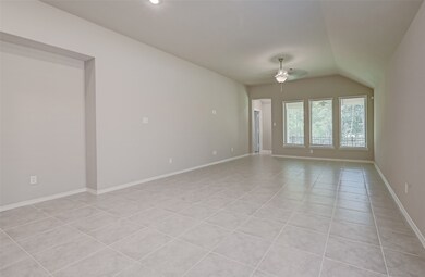 31022 Regal Elm Ln, Conroe, TX 77385 - photo 5