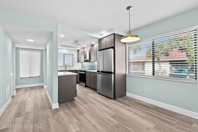 551 S Brevard #302, Cocoa Beach, FL 3293