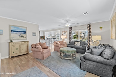 427 Sailfish St 12