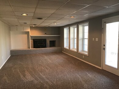 1128 Carter Ln, Bowling Green, KY 42103 - photo 5