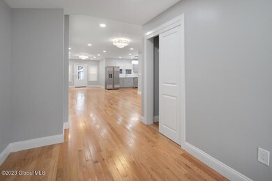 1221-3rd-avenue-schenectady-ny-003