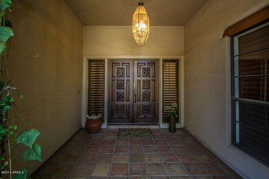 Front Walkway to Entry