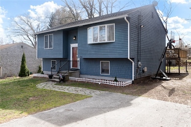 1741 Pontiac Ave, Cranston, RI 02920 - photo 2