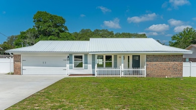 79 11th St, Shalimar, FL 32579 - photo 4