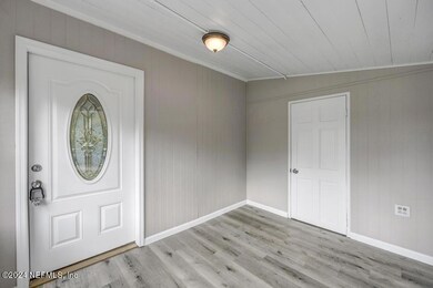 Entrance with Laundry room door