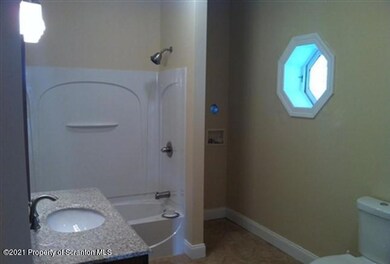 1531 Electric St, Scranton, PA 18509 - photo 7