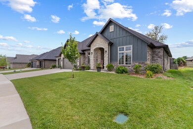 886 E Emerald Terrace-1-2
