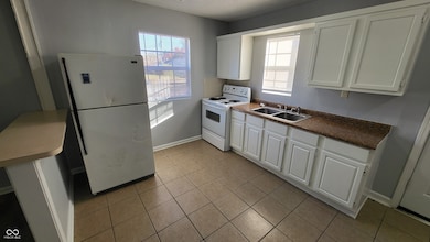 6149 Commodore Dr, Indianapolis, IN 46219 - photo 7