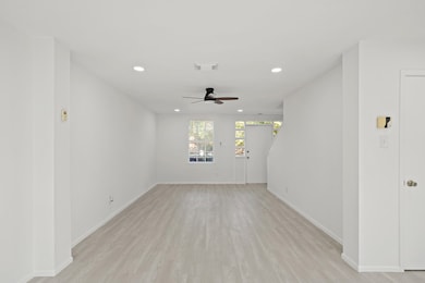 7949 Ellinger Ln, Houston, TX 77040 - photo 7