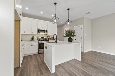 7832 Willow St, Houston, TX 77088 - photo 6