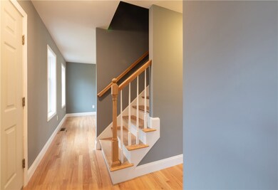 133 Spring Water Dr, Woonsocket, RI 02895 - photo 3