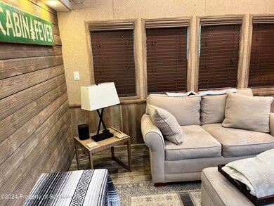 822 Goldfinch Ln unit S8-822, Covington Township, PA 18424 - photo 4