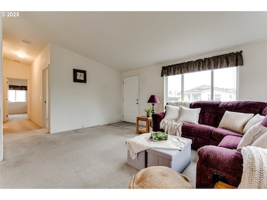 145 River Rd unit 12, Junctioncity, OR 97448 - photo 7