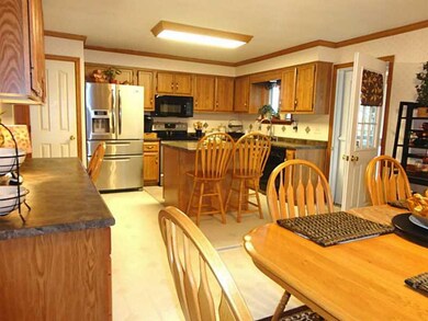 Dining Room. Spacious and open kitchen dining room