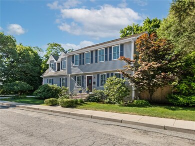 22 Aumond St, Cranston, RI 02905 - photo 2